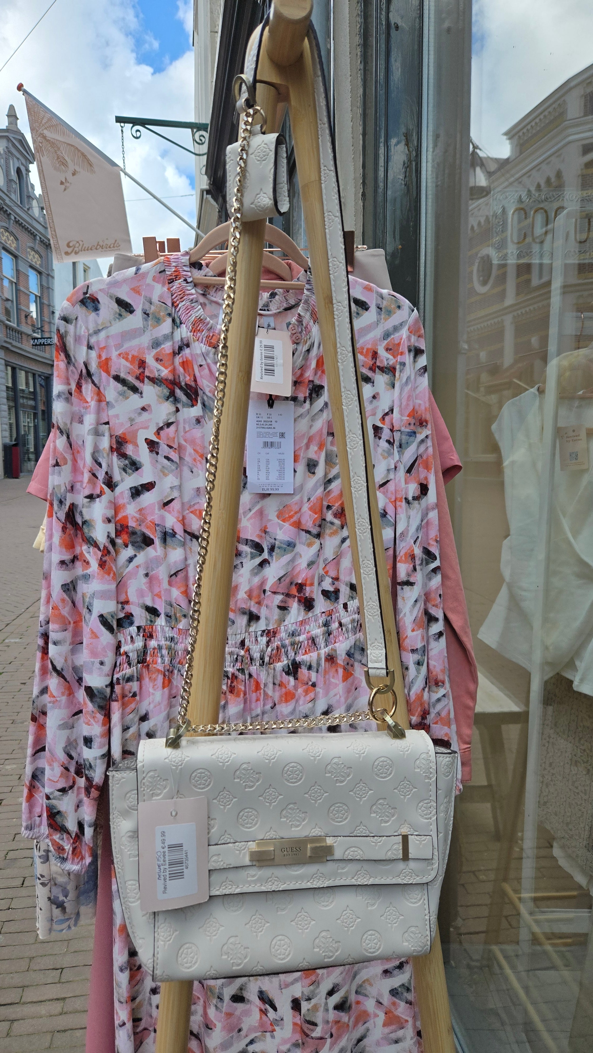 Guess Tas