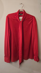 NIKKIE Rode Blouse met Strikdetail & Pofmouwen Maat 42/XL