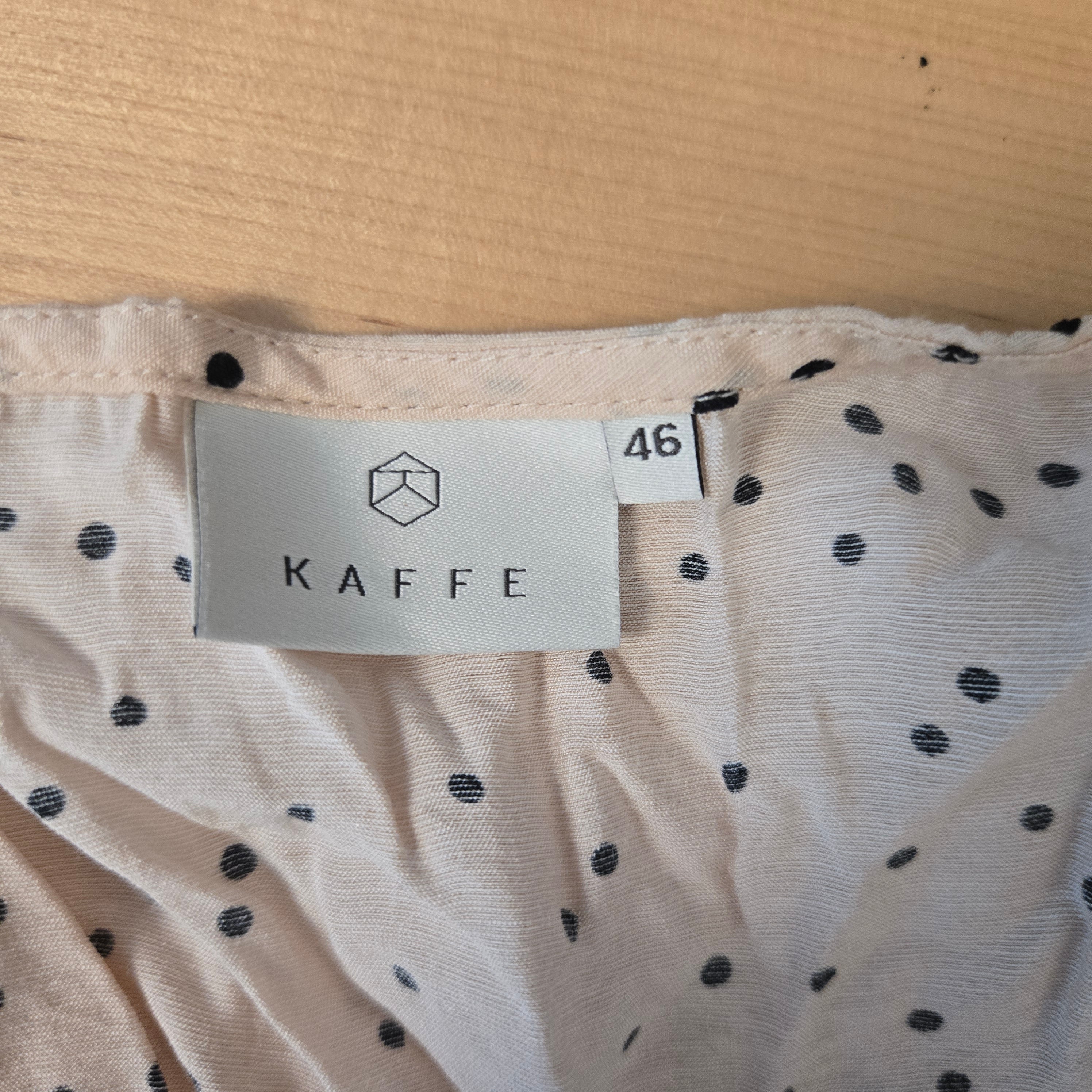 Kaffe Beige Gestippelde Wikkeltop Dames 46 / 3XL