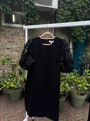 Phase Eight Zwarte Jurk Met Organza Pofmouwen Dames 42 / XL