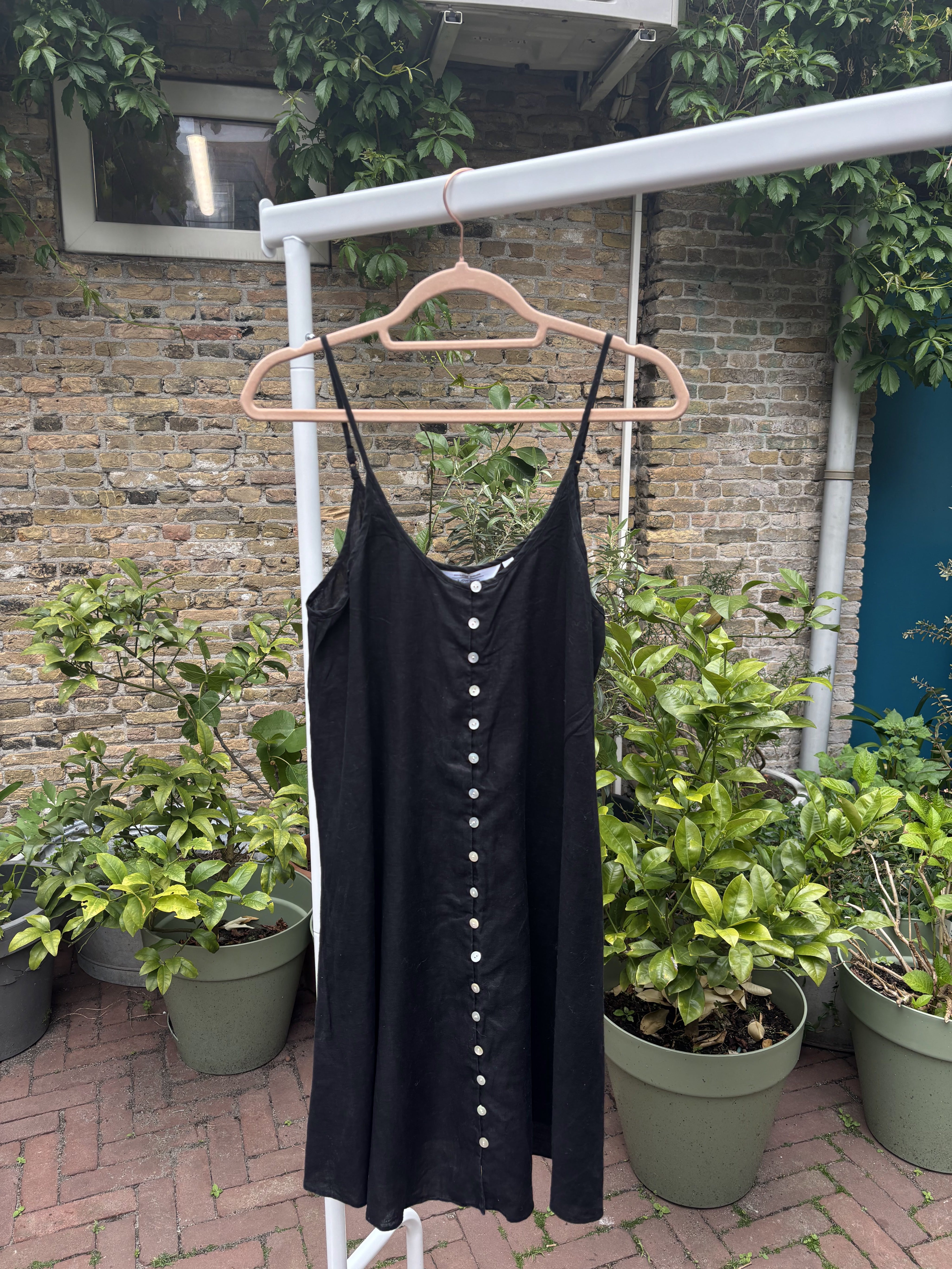 Stockholm Atelier Zwarte Linnenlook Slipdress Met Knopen Dames Maat 40 / M