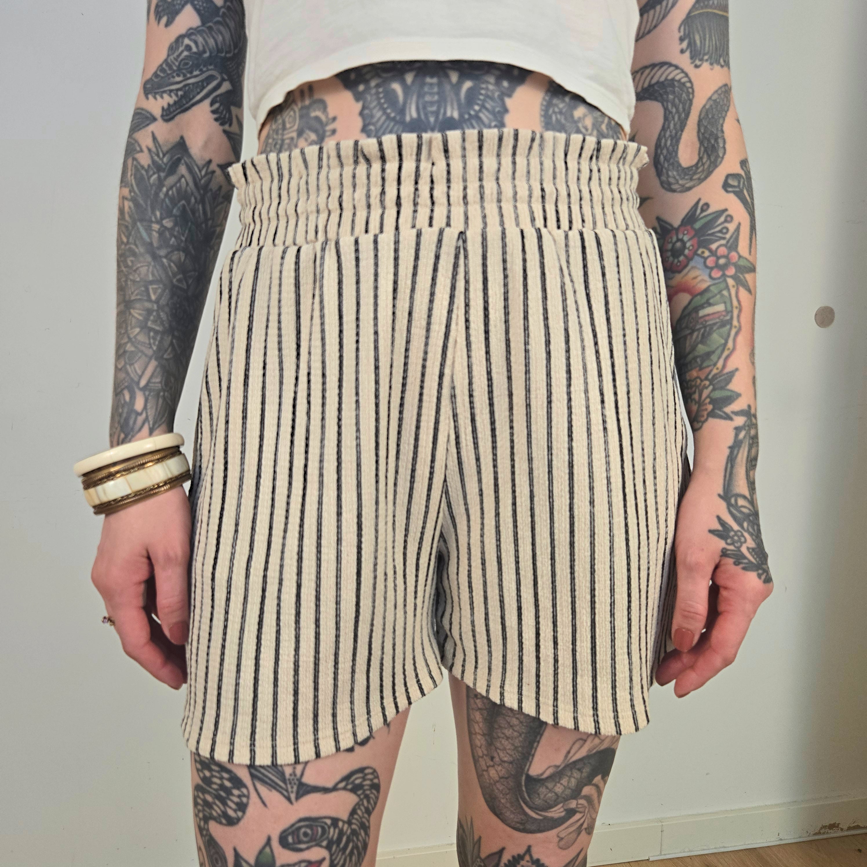 Gina Tricot Gestreepte Korte Broek Dames L
